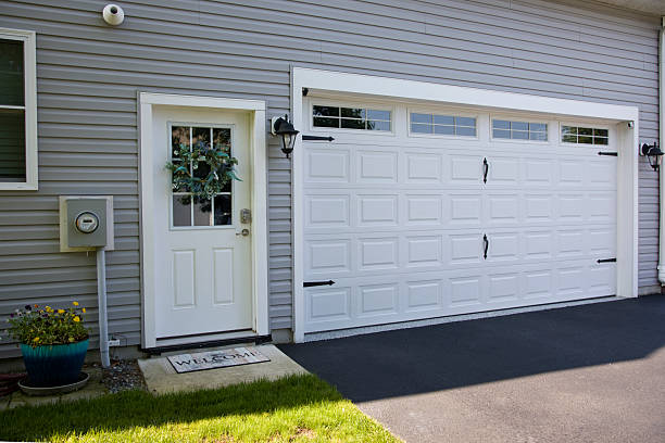 24/7 Emergency Garage Door Panel Replacement experts in Houston County County, GA